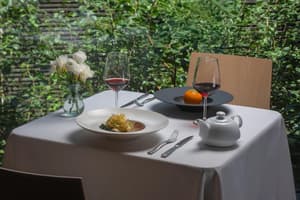 thumbnail: Restaurant
