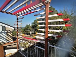 thumbnail: Exterior