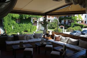 thumbnail: Terrace/patio