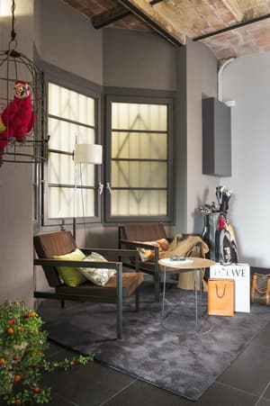 thumbnail: Interior detail