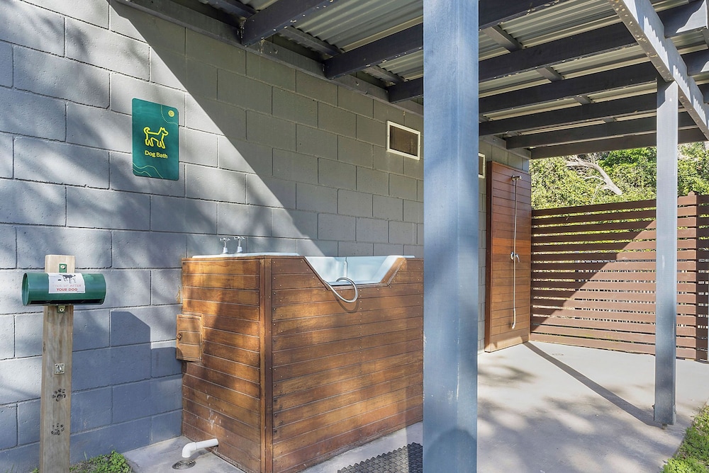 Pet-friendly amenities