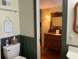 thumbnail: Bathroom
