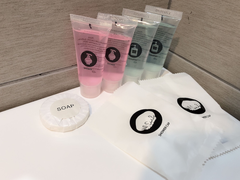 Bathroom amenities
