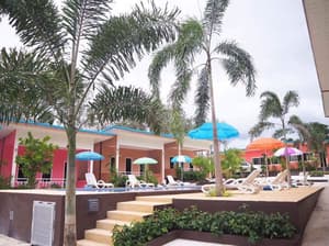 thumbnail: Pool