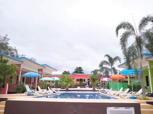 thumbnail: Pool