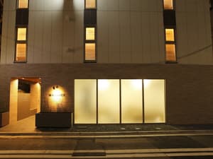thumbnail: Exterior