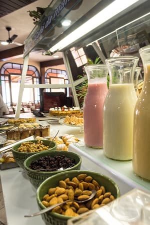 thumbnail: Breakfast buffet