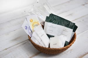 thumbnail: Bathroom amenities