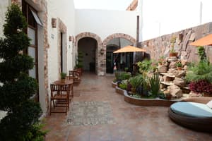 thumbnail: Interior