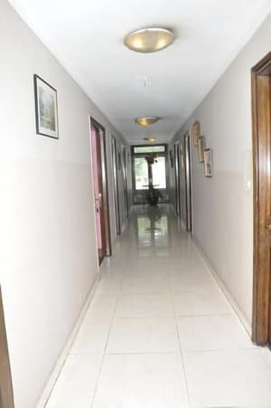 thumbnail: Hallway