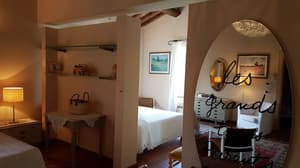 thumbnail: Room