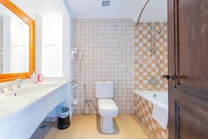 thumbnail: Bathroom