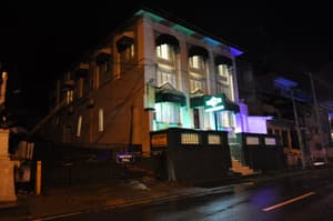 thumbnail: Exterior