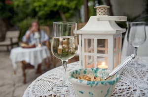 thumbnail: Bar (on property)