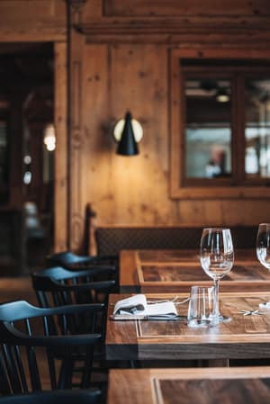 thumbnail: Restaurant
