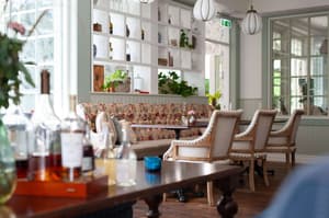 thumbnail: Restaurant
