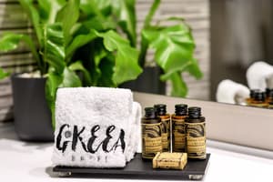 thumbnail: Bathroom amenities