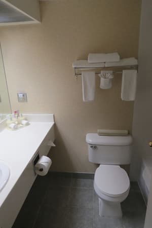 thumbnail: Bathroom