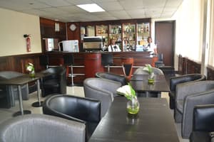 thumbnail: Lounge