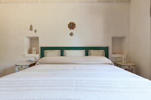 thumbnail: Interior