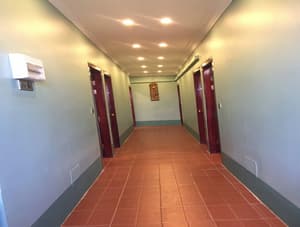 thumbnail: Hallway