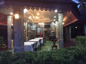 thumbnail: Restaurant