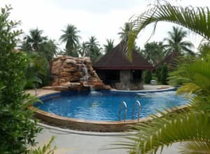 thumbnail: Outdoor pool