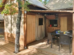 thumbnail: Terrace/patio