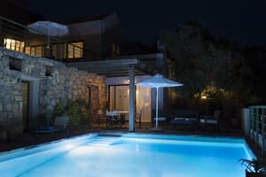 thumbnail: Outdoor pool