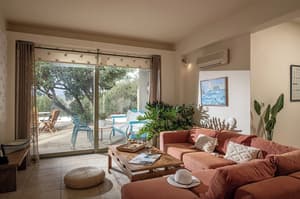 thumbnail: Living area