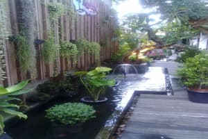 thumbnail: Fountain