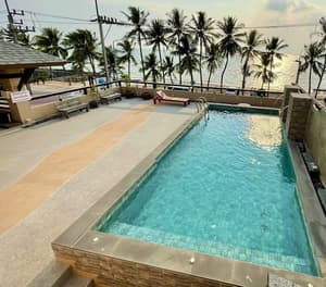 thumbnail: Pool