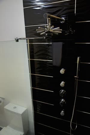 thumbnail: Bathroom shower