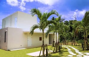 thumbnail: Property grounds
