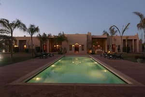 thumbnail: Exterior