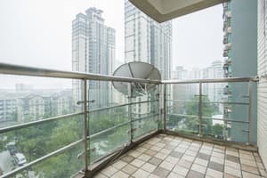 thumbnail: Balcony