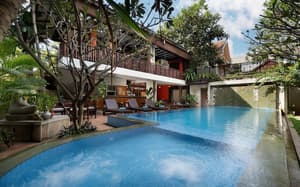 thumbnail: Outdoor pool
