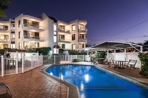 thumbnail: Outdoor pool