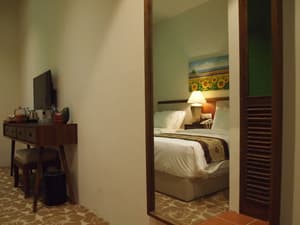 thumbnail: Room