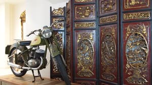 thumbnail: Interior detail