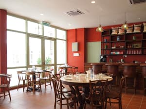thumbnail: Cafe