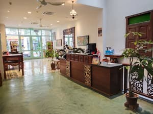 thumbnail: Reception