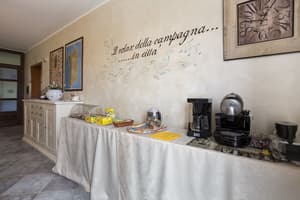 thumbnail: Interior entrance