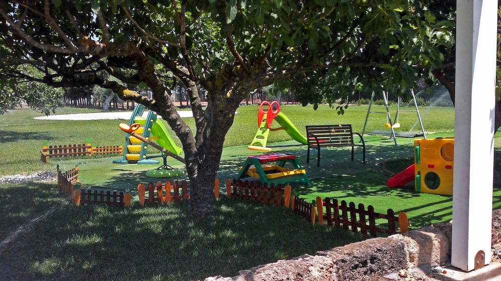 Children's play area - outdoor