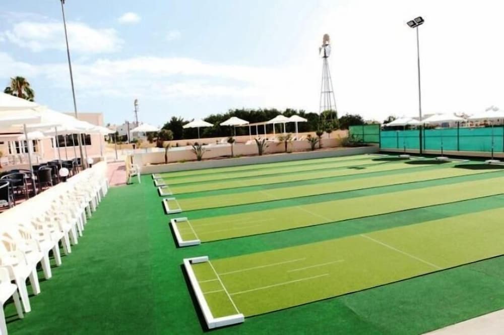 Sport court