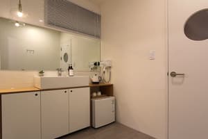 thumbnail: Bathroom