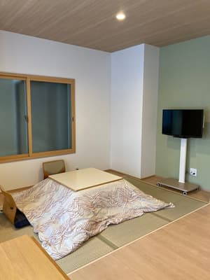 thumbnail: Room
