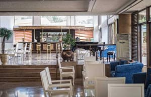 thumbnail: Bar (on property)