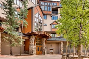 thumbnail: Exterior