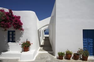 thumbnail: Exterior detail